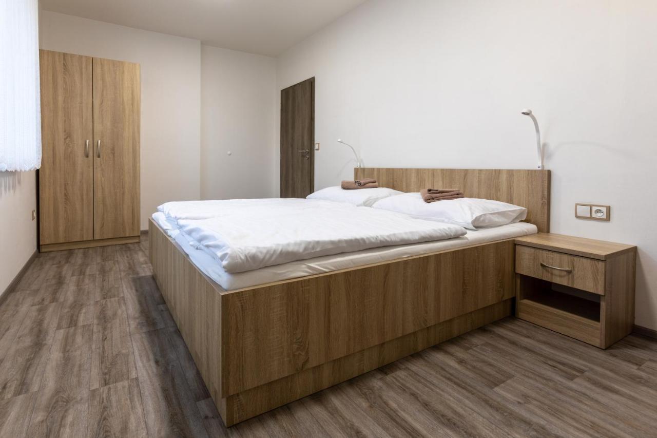 Apartmány Za Dvorem Velké Pavlovice Exterior foto
